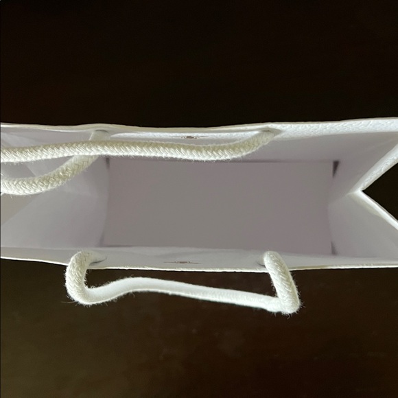 Dior small paper shopping/gift bag white and gold - Picture 5 of 5